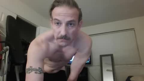 Snapshot of batboy2121 chatting on 02/13/26, 03:13 babtboy2121 online show from 02/13/26, 03:13