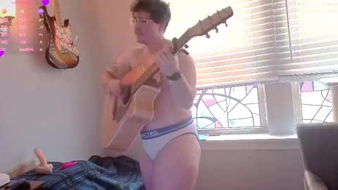 Snapshot of batemate_ chatting on 12/15/25, 07:40 Matteo Amore online show from 12/15/25, 07:40