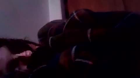 Snapshot of bathingcat chatting on 01/19/25, 06:10 bathingcat online show from 01/19/25, 06:10