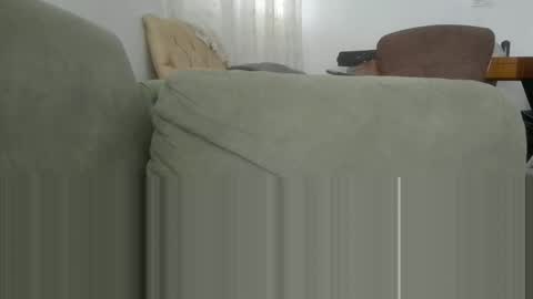 Snapshot of bathoneacock chatting on 02/23/25, 07:00 bathoneacock online show from 02/23/25, 07:00