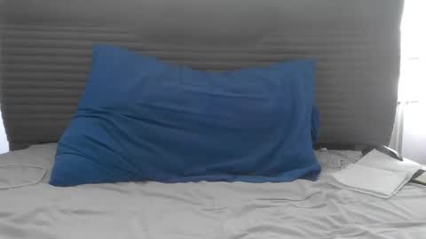 Snapshot of bathoneacock chatting on 11/24/25, 07:41 bathoneacock online show from 11/24/25, 07:41