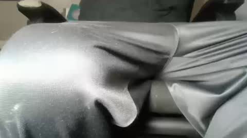 Snapshot of batmannrobin1313 chatting on 10/17/25, 11:07 archangel online show from 10/17/25, 11:07