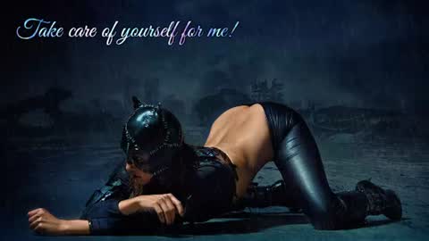 Snapshot of batmansfavoritewife chatting on 07/18/26, 07:23 Your always sexy Harley online show from 07/18/26, 07:23