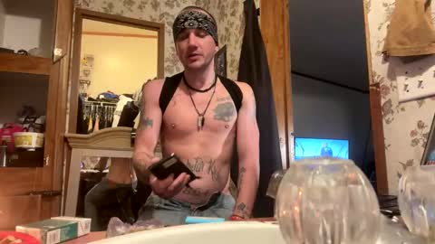 Snapshot of battlewolfxx chatting on 01/04/25, 05:27 battlewolfxx online show from 01/04/25, 05:27