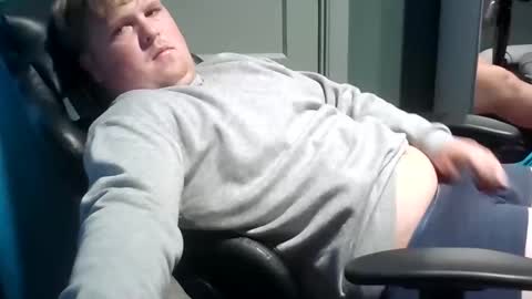 ray online show from 10/14/25, 07:53