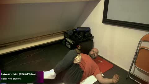 Snapshot of bazzz_8 chatting on 01/19/25, 06:21 bazzz_8 online show from 01/19/25, 06:21