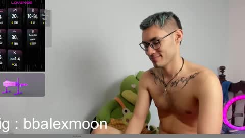 Snapshot of bbalexxx chatting on 12/25/24, 04:00 alex independent model ig bbalexmoon online show from 12/25/24, 04:00