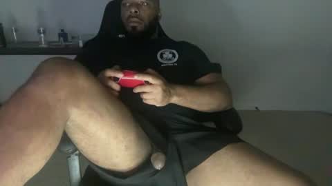 Snapshot of bbcfun44 chatting on 06/12/26, 10:03 Zaddy online show from 06/12/26, 10:03