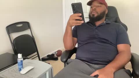 Snapshot of bbcfun44 chatting on 07/19/26, 04:11 Zaddy online show from 07/19/26, 04:11