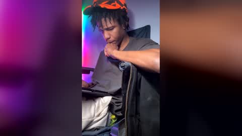 Snapshot of bbcnews94 chatting on 02/14/26, 02:41 bbcnews94 online show from 02/14/26, 02:41