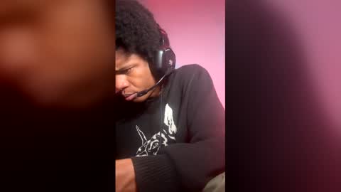 Snapshot of bbcnews94 chatting on 03/10/26, 04:06 bbcnews94 online show from 03/10/26, 04:06