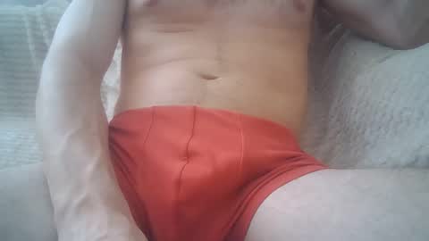 bbeenn15 online show from 10/04/25, 11:08