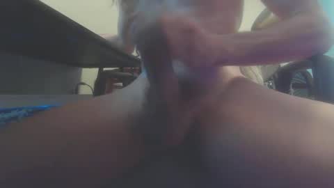 Snapshot of bboneusa chatting on 12/27/24, 12:18 bboneusa online show from 12/27/24, 12:18