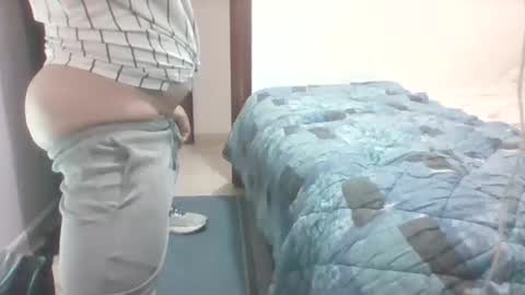 bboy3333333 online show from 02/08/25, 01:01