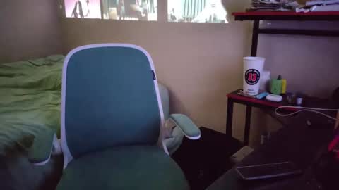 Snapshot of bboypimpn chatting on 03/02/25, 10:27 BigBoy420 online show from 03/02/25, 10:27