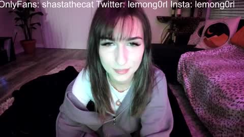 Snapshot of bbshasta chatting on 02/27/25, 04:31 Shasta online show from 02/27/25, 04:31