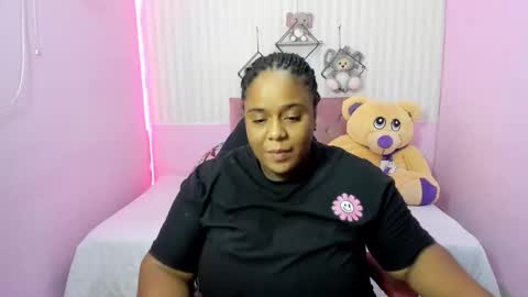 Charlote online show from 11/08/25, 12:16