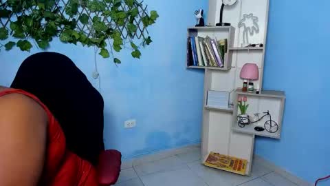 Charlote online show from 12/19/25, 12:34