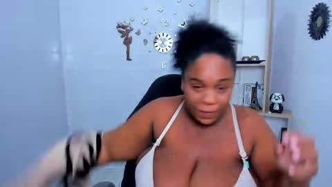 Charlote online show from 05/11/26, 12:22