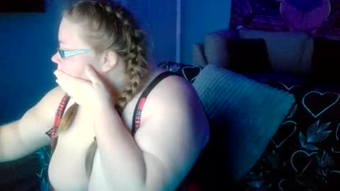 Snapshot of bbwgamergirl93 chatting on 10/08/25, 12:14 bbwgamergirl93 online show from 10/08/25, 12:14