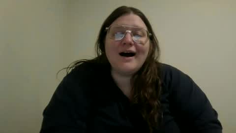 Snapshot of bbwlittlebear chatting on 06/20/26, 02:14 bbwlittlebear online show from 06/20/26, 02:14
