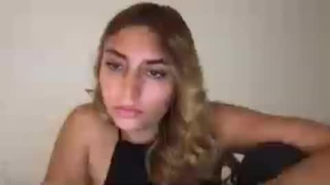 Snapshot of bbypiamia chatting on 08/02/26, 12:09 bbypiamia online show from 08/02/26, 12:09