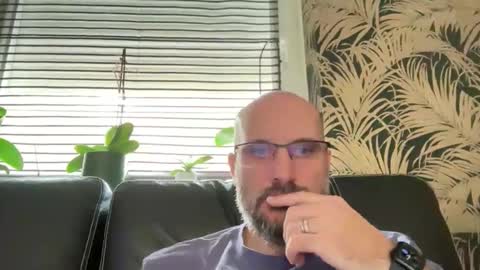 Snapshot of bcbg68 chatting on 10/26/25, 12:00 bcbg68 online show from 10/26/25, 12:00