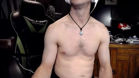 Snapshot of bchillin28 chatting on 02/19/26, 04:08 bchillin28 online show from 02/19/26, 04:08