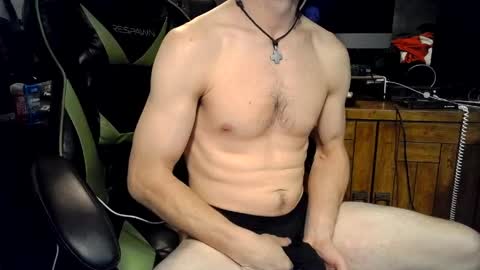 Snapshot of bchillin28 chatting on 03/18/26, 11:41 bchillin28 online show from 03/18/26, 11:41