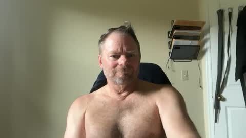 Snapshot of bcjonny chatting on 04/12/26, 08:25 BCJonny online show from 04/12/26, 08:25