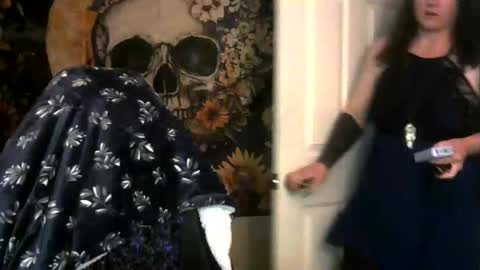 Snapshot of bcytd2 chatting on 12/15/25, 09:24 bcytd2 online show from 12/15/25, 09:24