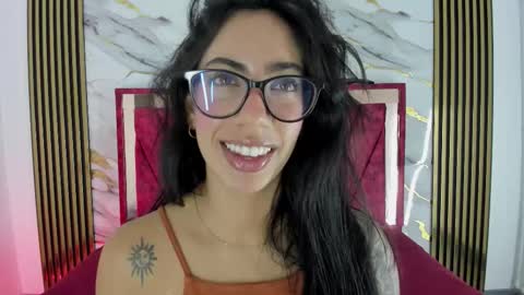 daniela villamizar online show from 10/03/25, 01:41