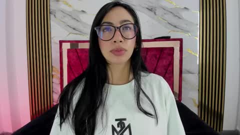 daniela villamizar online show from 10/20/25, 01:33