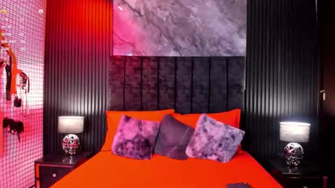 Snapshot of bdsm_doll chatting on 03/08/26, 02:04 Danna online show from 03/08/26, 02:04