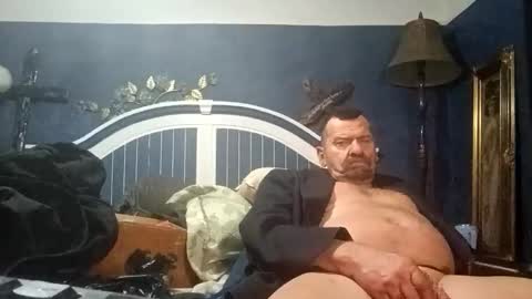 Snapshot of beaatoffbob chatting on 01/14/26, 09:48 beaatoffbob online show from 01/14/26, 09:48