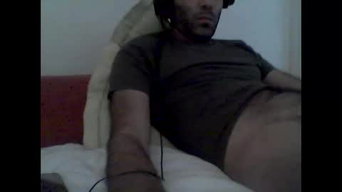 bear14250949 online show from 12/05/25, 09:18