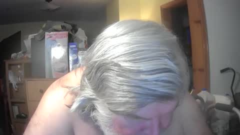 Snapshot of bear8620 chatting on 03/26/26, 10:43 bear online show from 03/26/26, 10:43