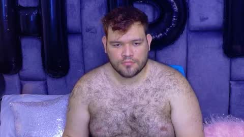 Snapshot of bear_big_ chatting on 10/14/25, 09:59 bigbearr online show from 10/14/25, 09:59