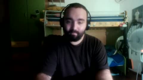 Snapshot of bearchase96 chatting on 07/17/26, 10:58 BearChase online show from 07/17/26, 10:58