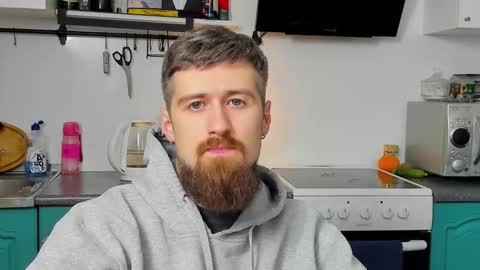 Zeus online show from 11/30/25, 12:25