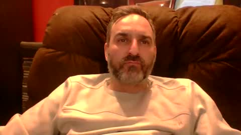 Snapshot of beardedambition chatting on 03/23/26, 09:30 beardedambition online show from 03/23/26, 09:30