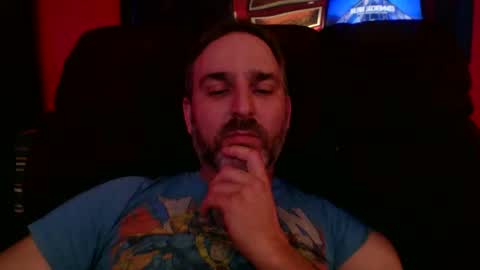 Snapshot of beardedambition chatting on 04/14/26, 12:05 beardedambition online show from 04/14/26, 12:05