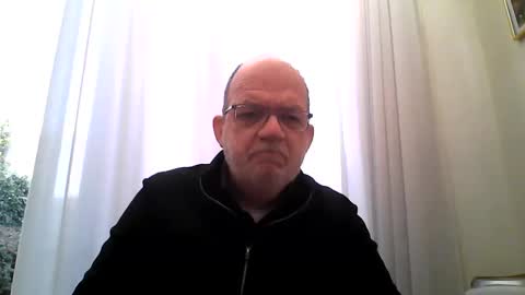 Snapshot of beardman916444 chatting on 01/26/25, 01:04 Beardman online show from 01/26/25, 01:04