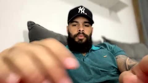 Min online show from 10/11/25, 05:28