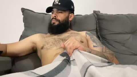 Min online show from 10/28/25, 05:11