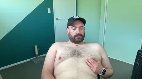 bearrrr online show from 11/02/25, 09:39