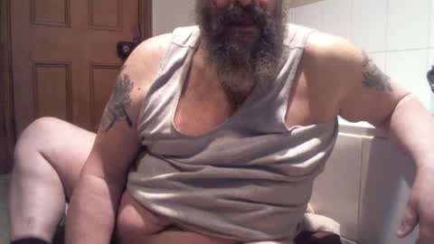 Snapshot of bearsteve75 chatting on 06/19/26, 04:11 bearsteve75 online show from 06/19/26, 04:11