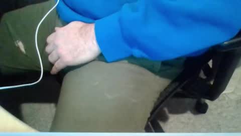 Snapshot of bearyuncut chatting on 02/27/26, 04:51 bearyuncut online show from 02/27/26, 04:51