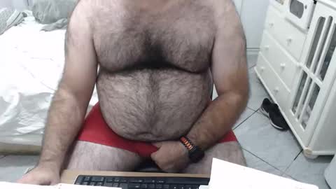 Snapshot of beastbearmg chatting on 09/15/25, 11:27 beastbearmg online show from 09/15/25, 11:27