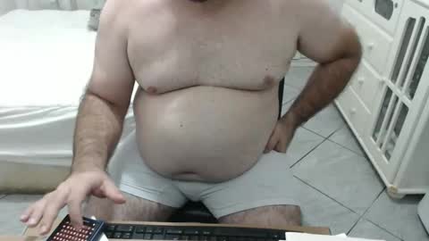 Snapshot of beastbearmg chatting on 10/02/25, 12:17 beastbearmg online show from 10/02/25, 12:17